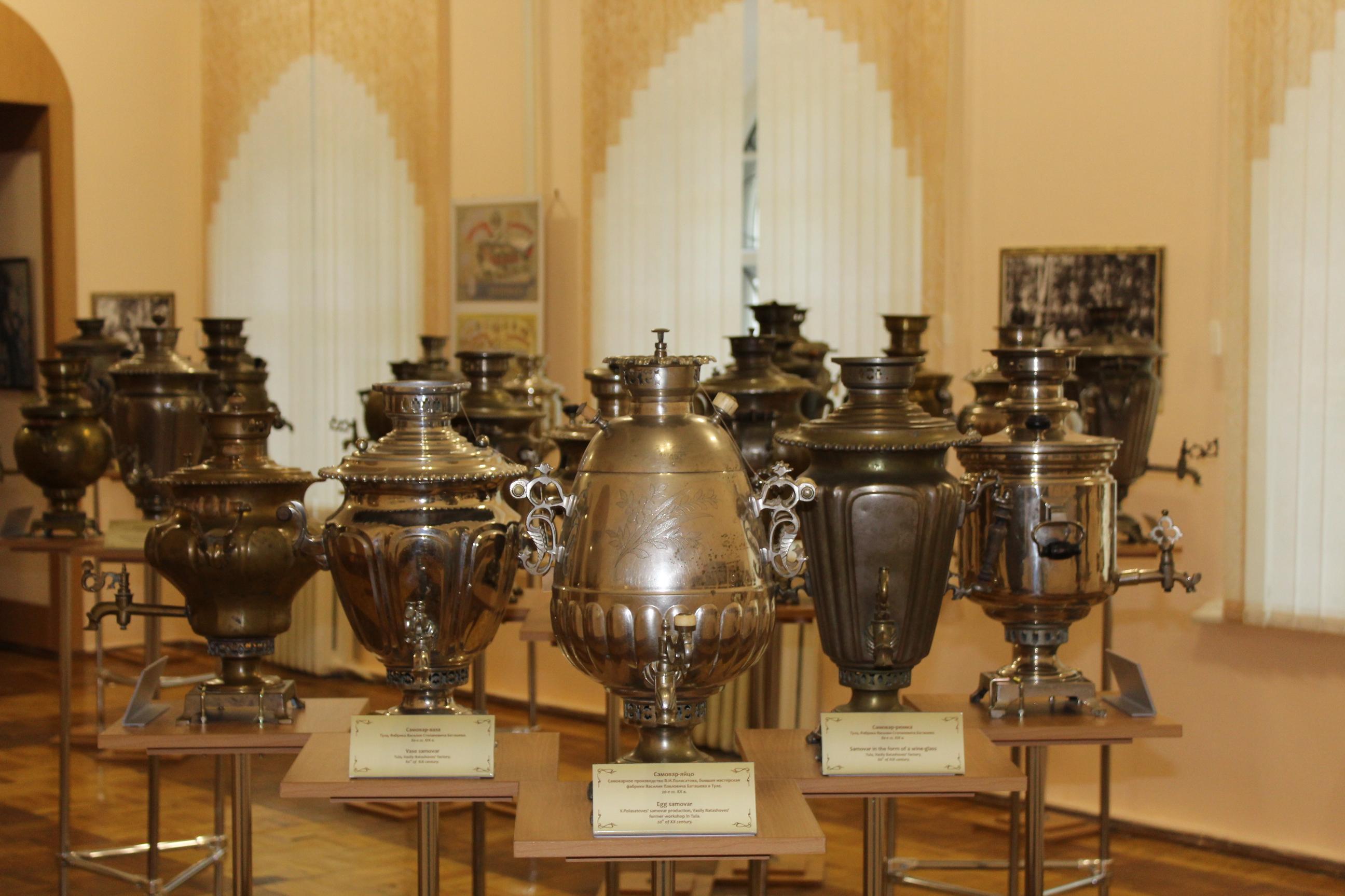 russkii-samovar-traditsii-chaepitiia.JPG